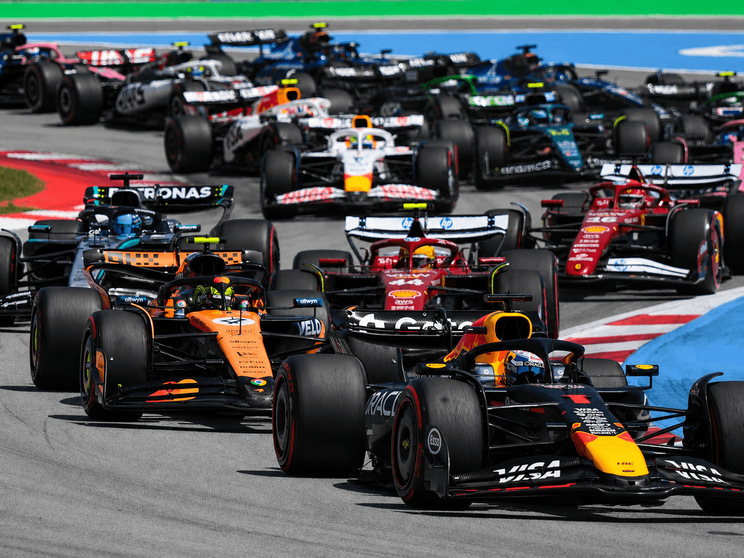 Con Antonelli 50 puntos arriba de Hamilton, la F1 hace una pausa tras Hungría