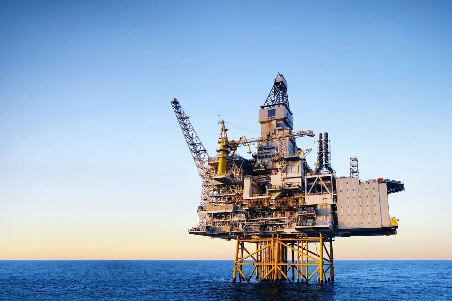 Diputados peronistas piden explicaciones al Gobierno por exploración de hidrocarburos en Malvinas