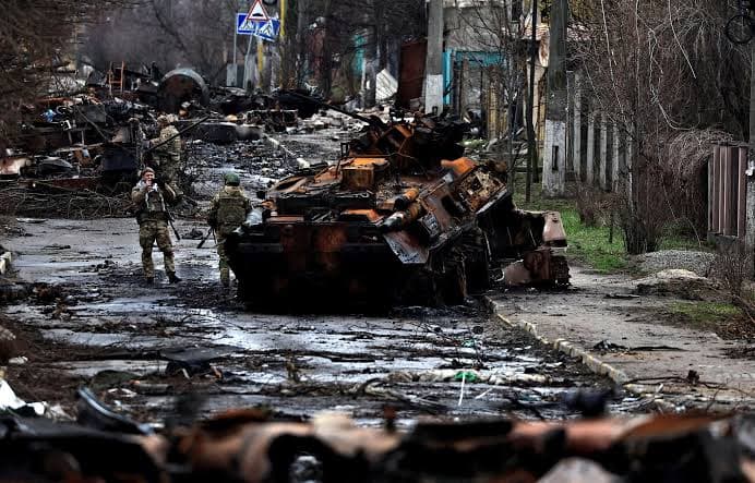 28 buques rusos atacados: Ucrania apunta a la ruta de abastecimiento de Crimea