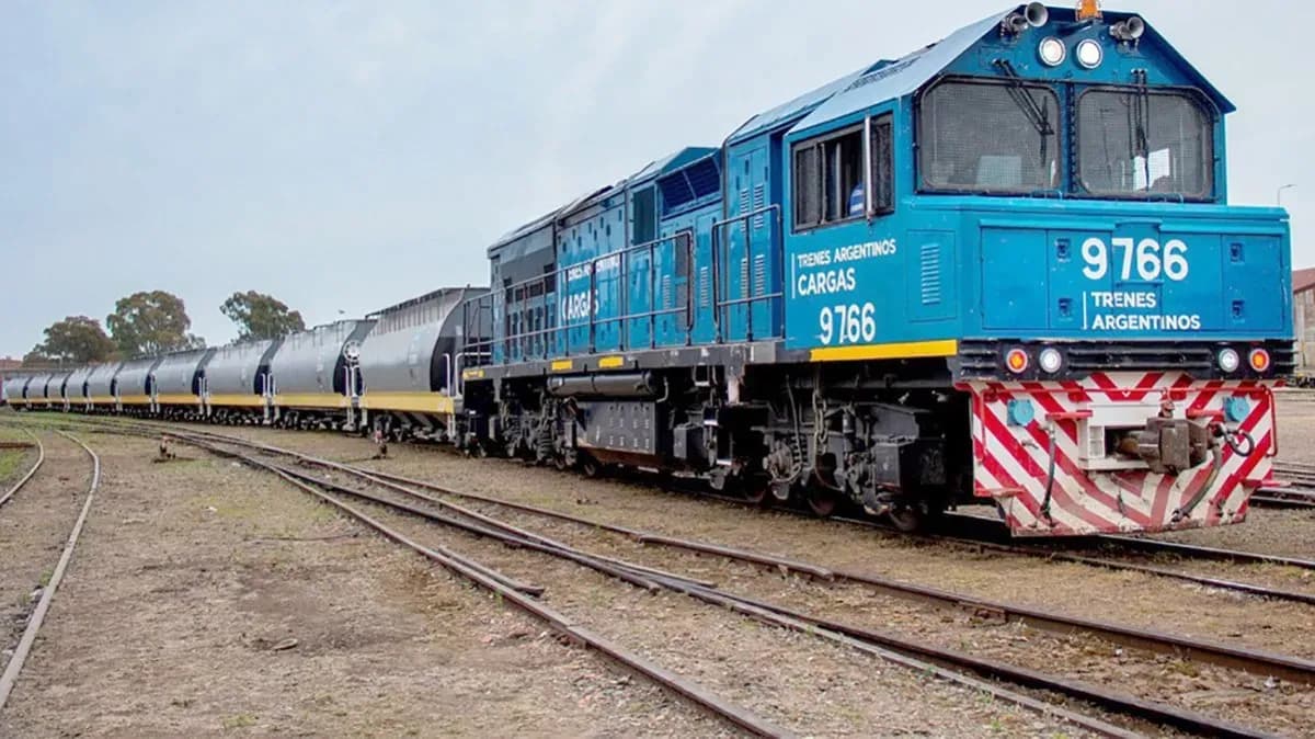 El Gobierno prepara la licitación de trenes de carga y avanza con ventas en energía y agua