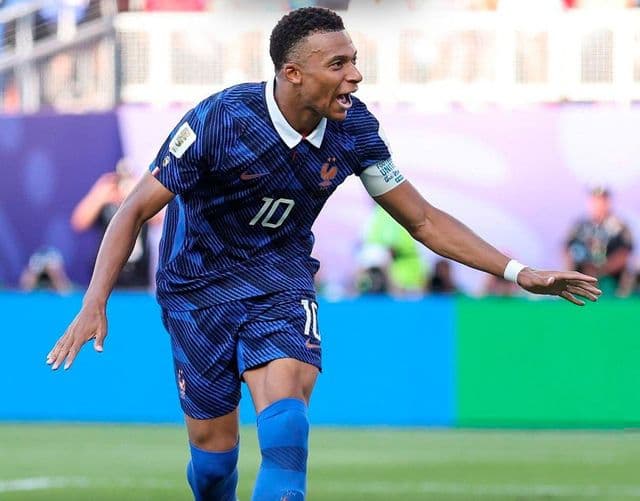 Un penal de Mbappé fue suficiente: Francia eliminó a Paraguay y espera a Marruecos