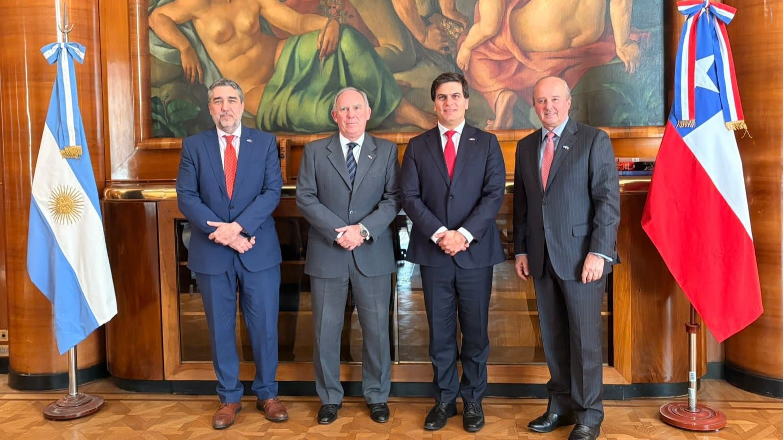 Inversiones por más de US$ 20.000 M: Argentina y Chile reactivaron su tratado minero de 1997