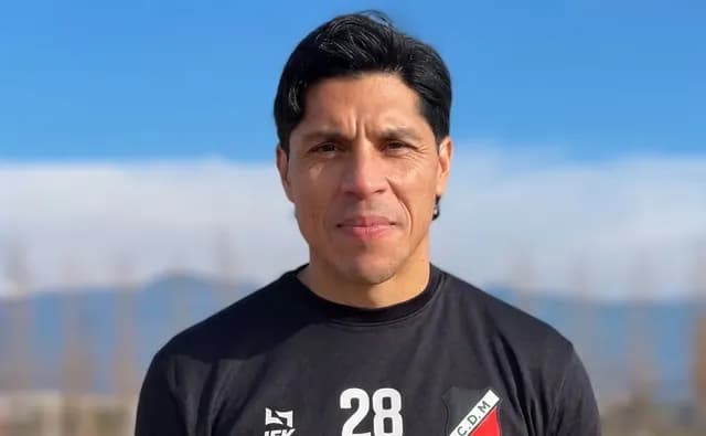Del Bicho a casa: Enzo Pérez deja Argentinos Juniors y cierra el círculo en Deportivo Maipú